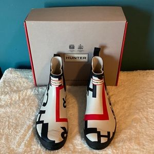 Hunter Chelsea boots, EUC, authentic, with box